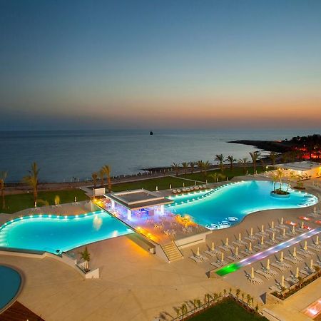 King Evelthon Beach Hotel & Resort Paphos Exterior photo